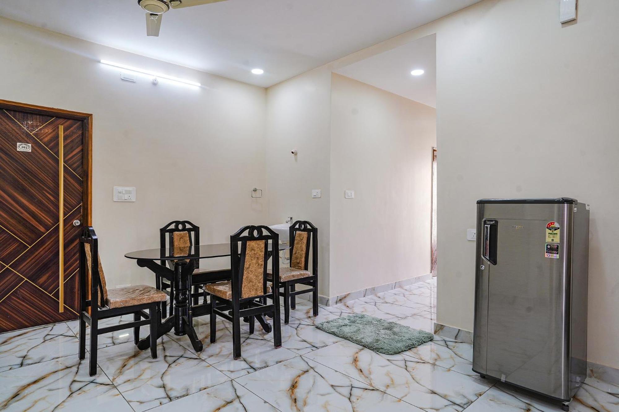 Fabhotel Perams Grand Inn - Hitech City Хидерабад Екстериор снимка