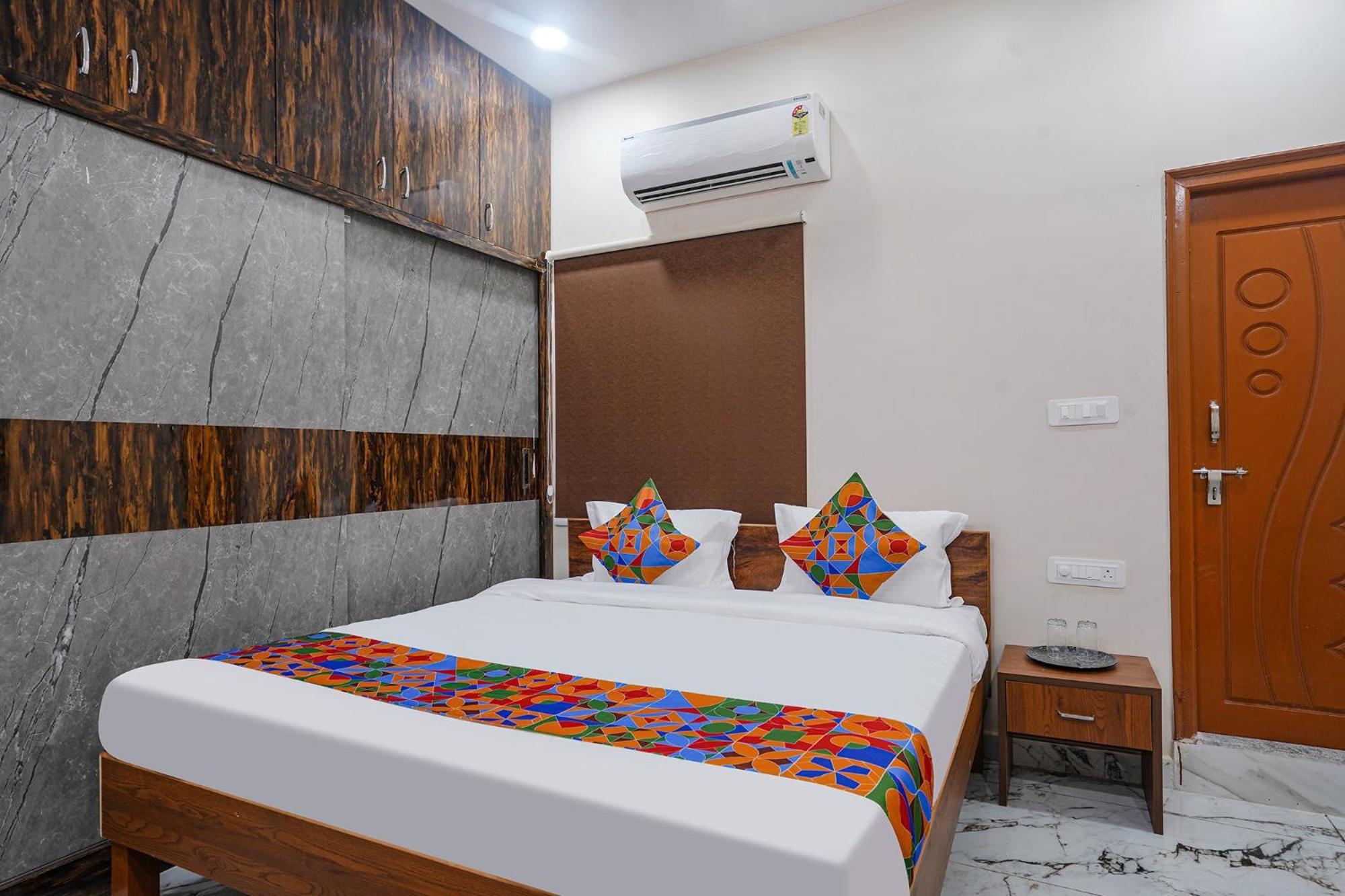 Fabhotel Perams Grand Inn - Hitech City Хидерабад Екстериор снимка