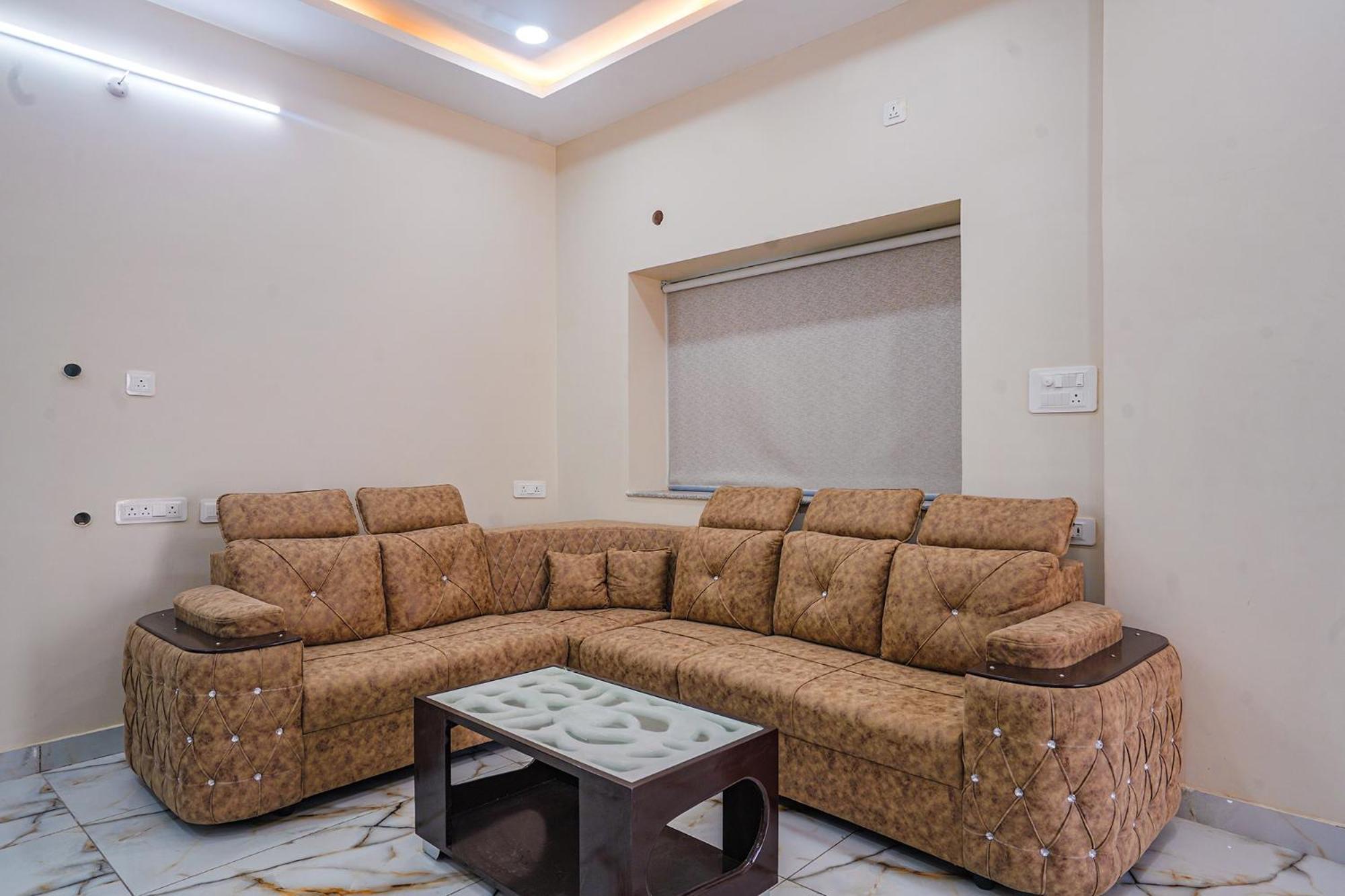 Fabhotel Perams Grand Inn - Hitech City Хидерабад Екстериор снимка